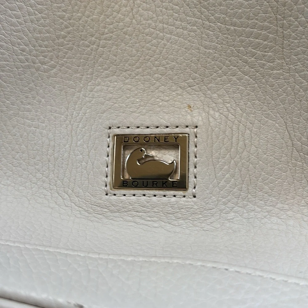 DOONEY & BOURKE 2011 bag w/dust bag and original registration… - Picture 4 of 11